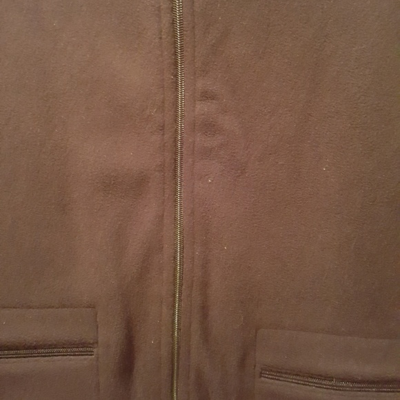 Vest - Picture 4 of 4